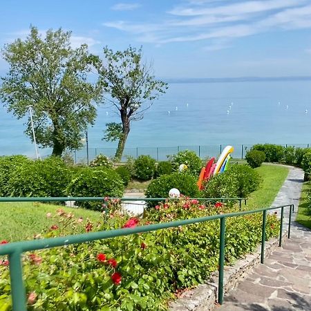 Front Lake Amazing View Manerba del Garda Luaran gambar